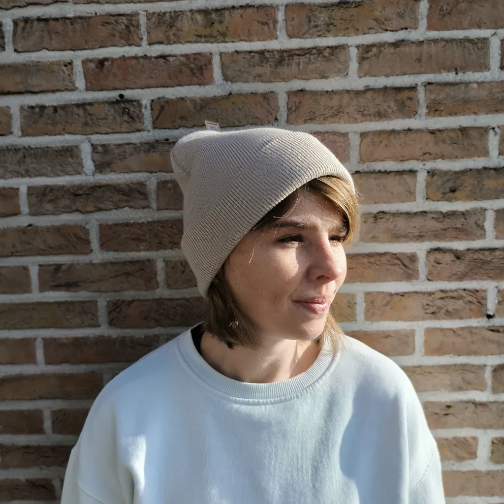 Muts Beige 1 vierkant.webp